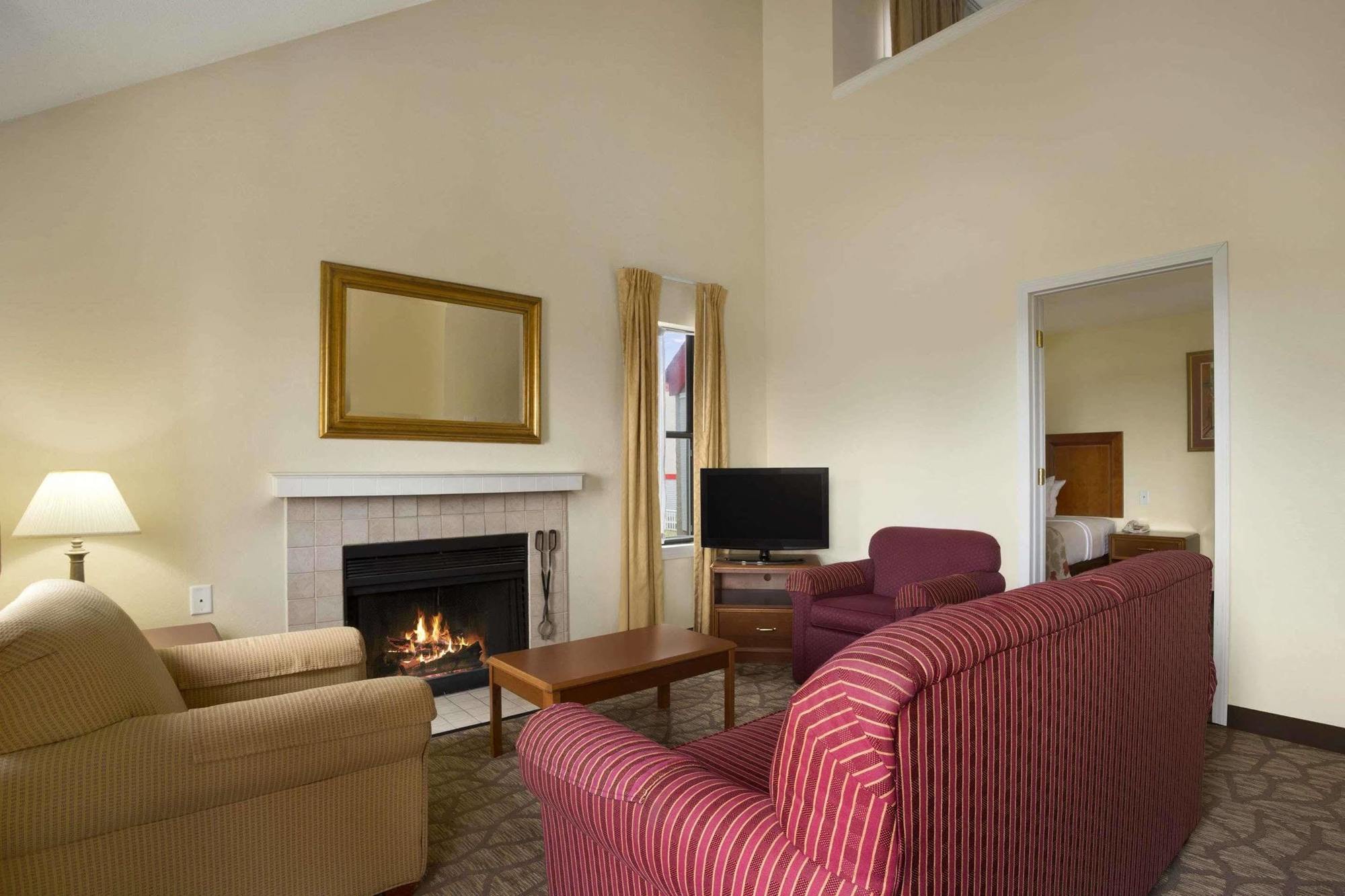 Affordable Suites Of America Grand Rapids Kentwood Εξωτερικό φωτογραφία